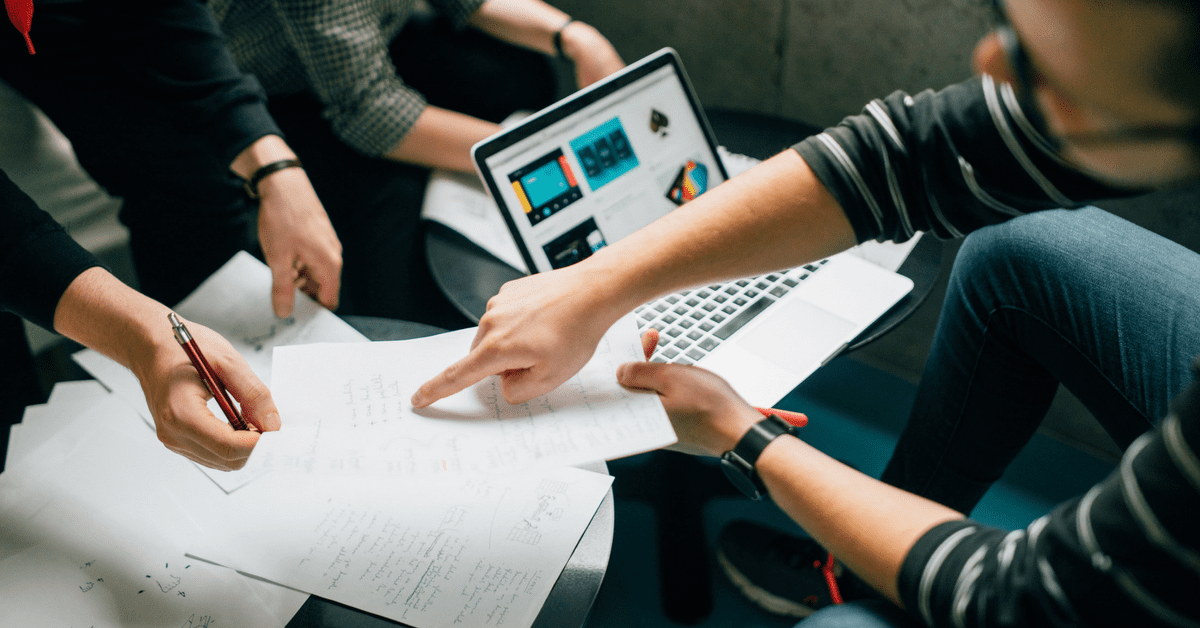 Consejos Para Manejar Documentos Híbridos Como Registros de Papel y Digital